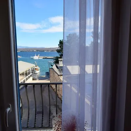 Apartament Celebrini