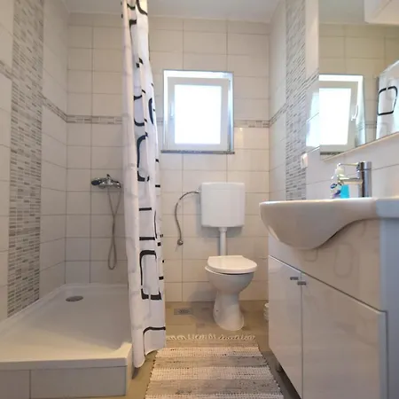 Celebrini * Malinska