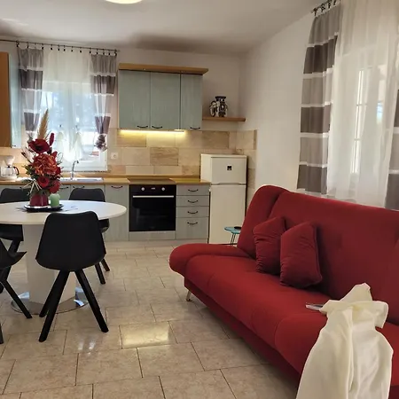 Apartment Celebrini Malinska