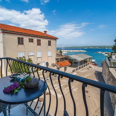 Celebrini Apartament Malinska